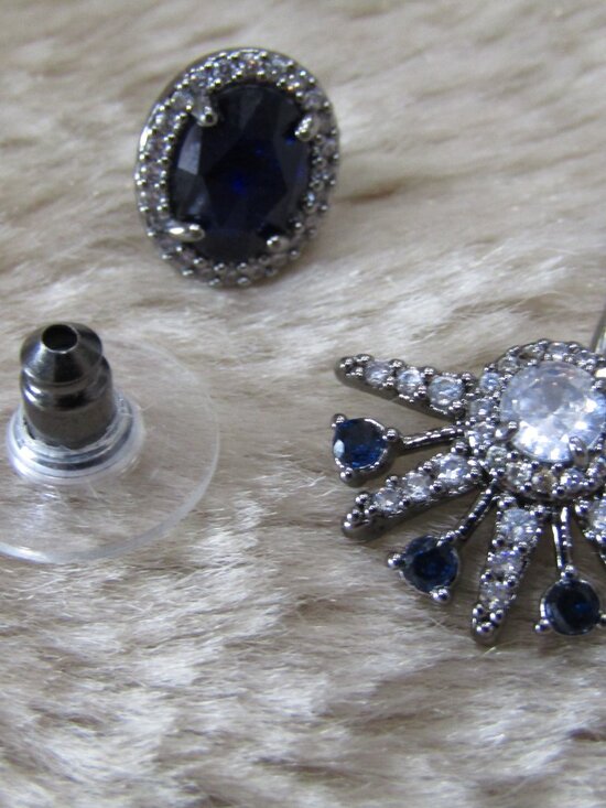 Bomb Party "Reign Villain" Earrings Set - Picture 5 of 8